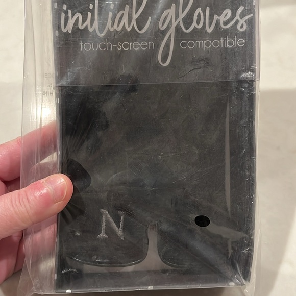 Mud Pie INITIAL KNIT GLOVES / T, R, H, E, N/NIB - Picture 8 of 13